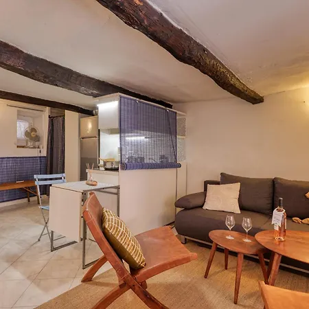 Old Castle - Happy Apartmán